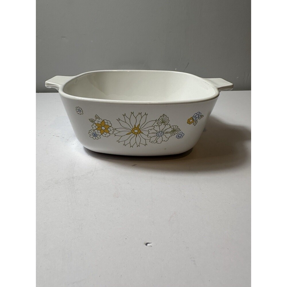 Corning Ware Floral Bouquet 1-1/2 Qt. P-1½-B Casserole